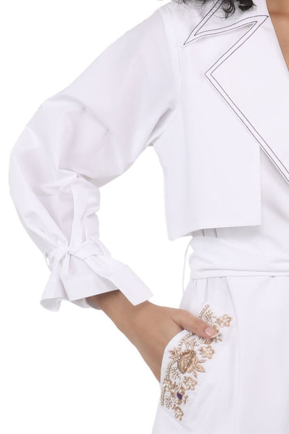 Eleanor abaya