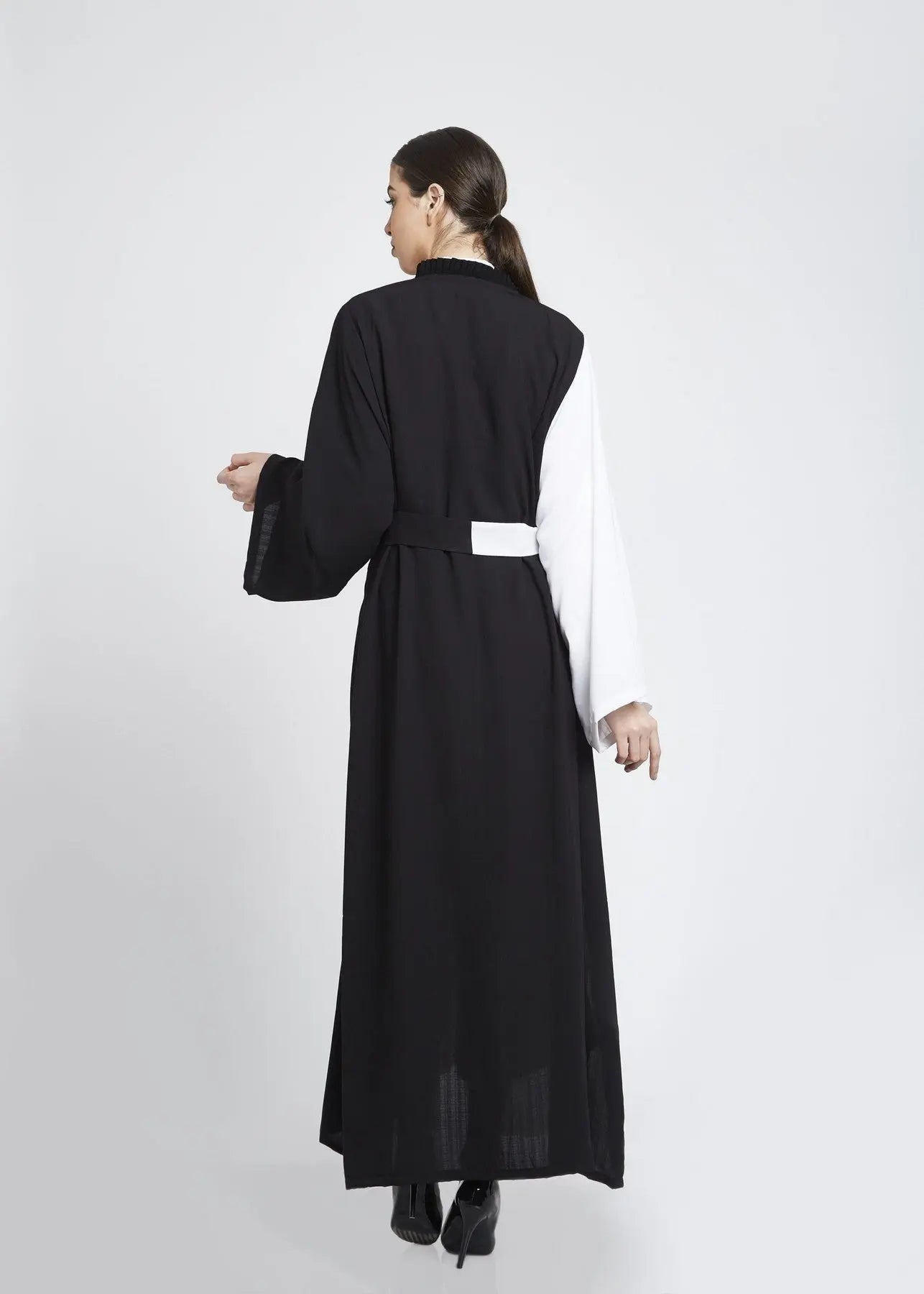 B&W Cacti Abaya House of THL - Live Your Feminity