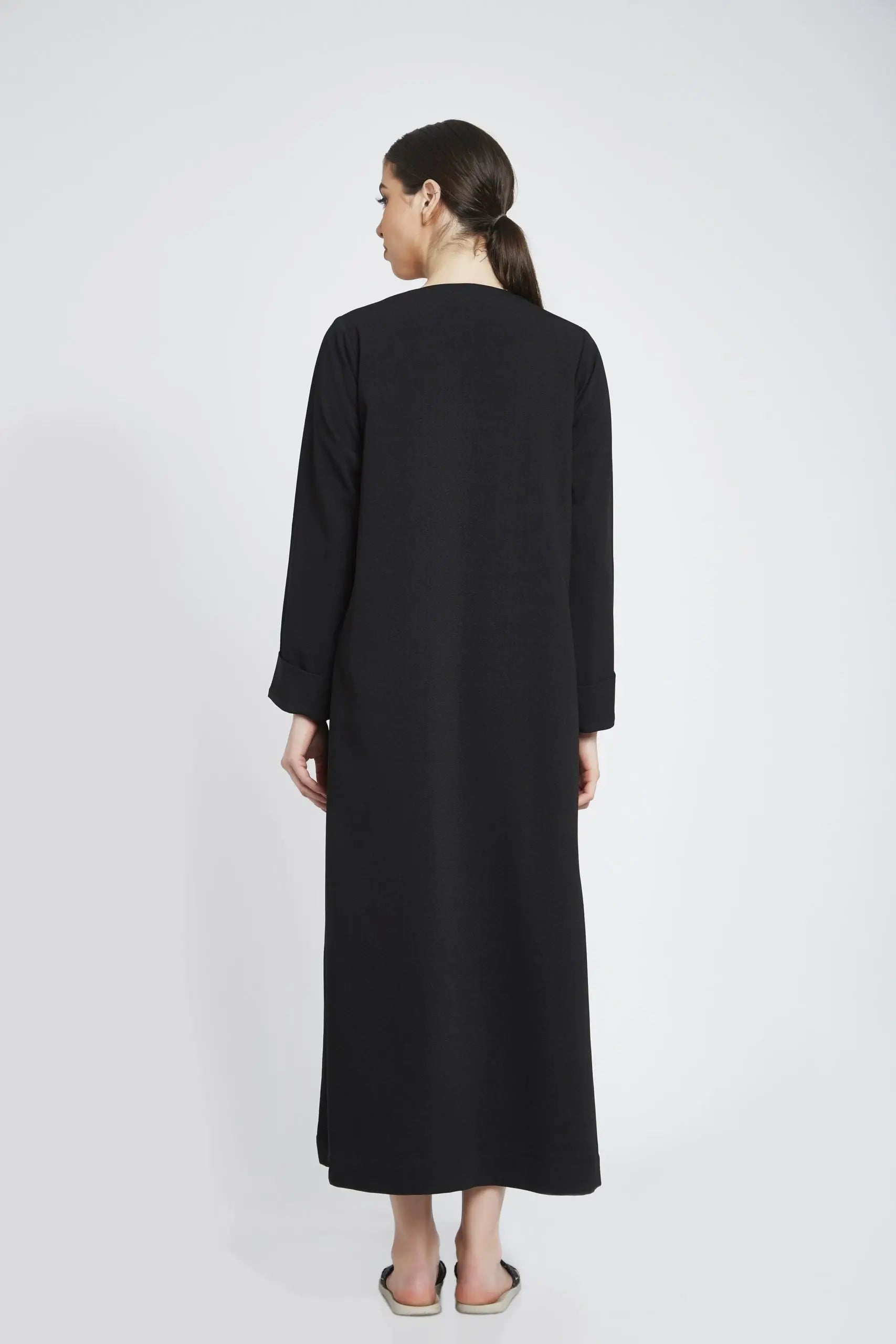 B&W Lake Abaya House of THL - Live Your Feminity