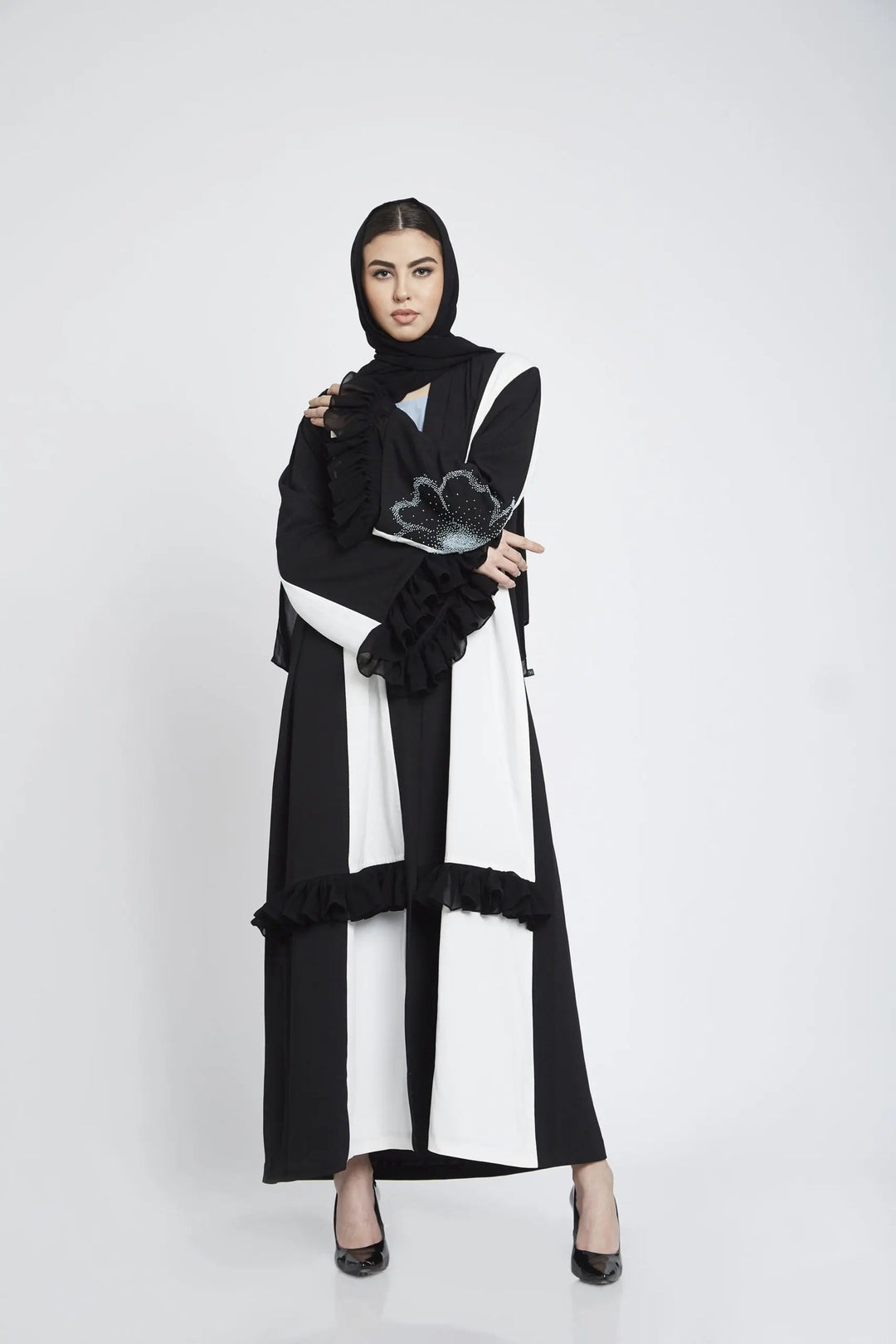 B&W Mirage Abaya House of THL - Live Your Feminity