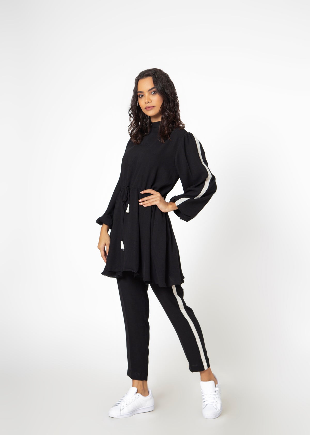مجموعة Neva Sport Stripes المنسقة